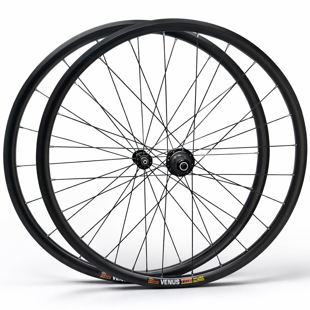 700c Road Wheel Set – Rim Brake – QR – 14mm Rim – PILLAR Aero-Bladed Spokes – Performance Hubs – HG / XDR – 8–12 Speed – 1595g